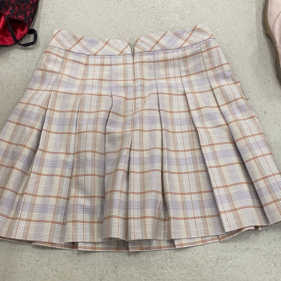 Aritzia Sundeh skirt - Picture 3 of 3